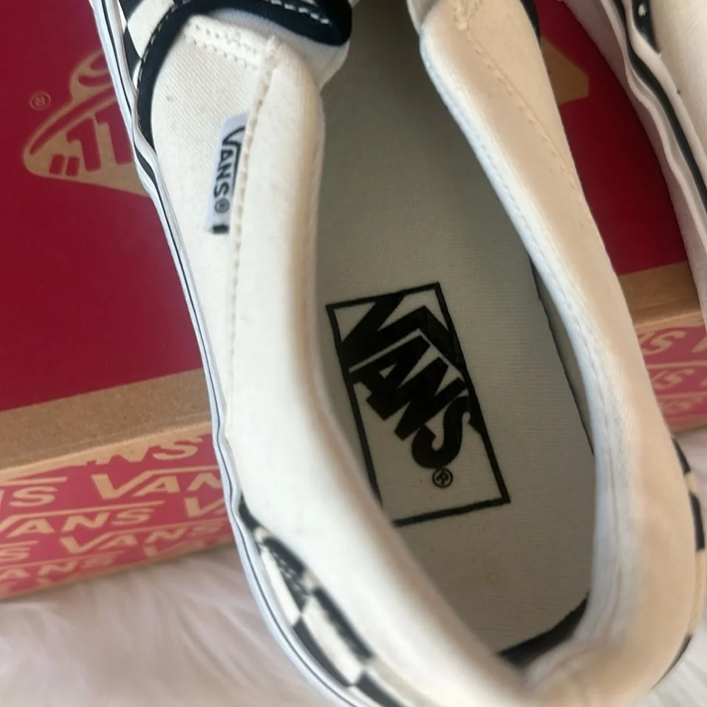 Vans Women’s Skateboarding Slippers Size 8.5 - Picture 11 of 14
